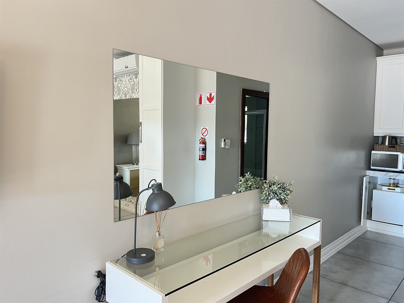 Executive Queen Room console, mirror and kitchenette at 2nd Cozy Corner Woodland Hills