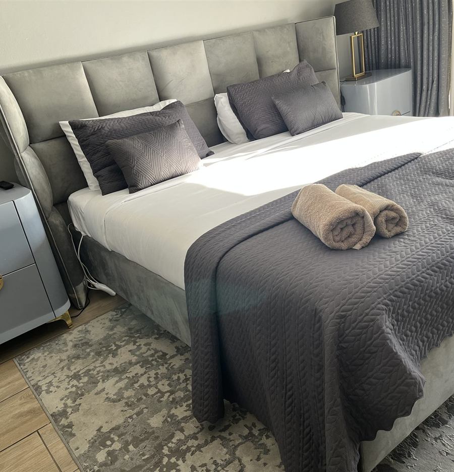 Executive Room at Cozy Corner Brandwag